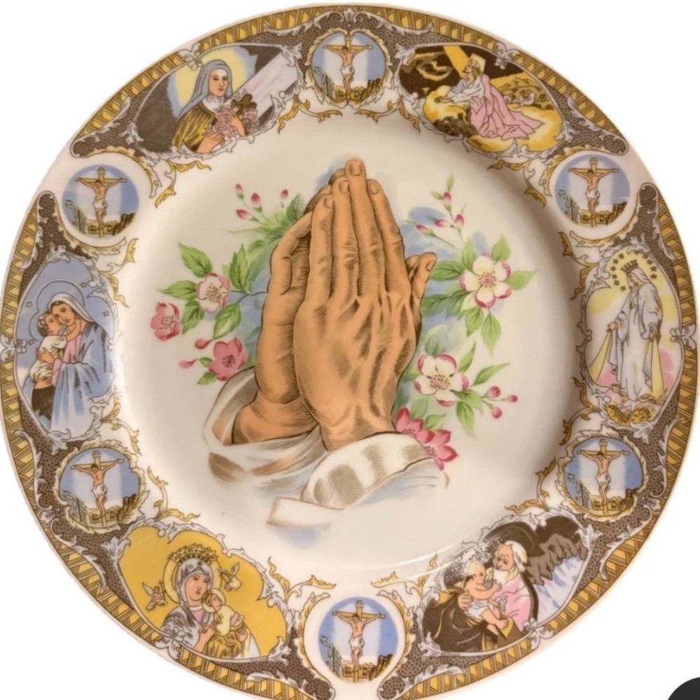 VINTAGE Decorative Prayer Plate with Gold Accents Made in Japan - Artmark